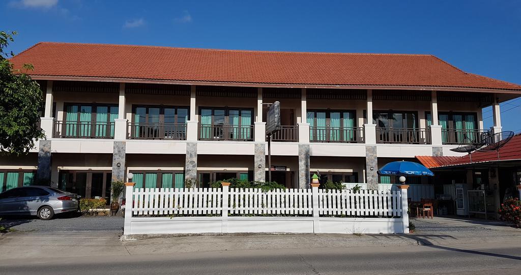 Mm House Hotel Ko Samui Exterior foto