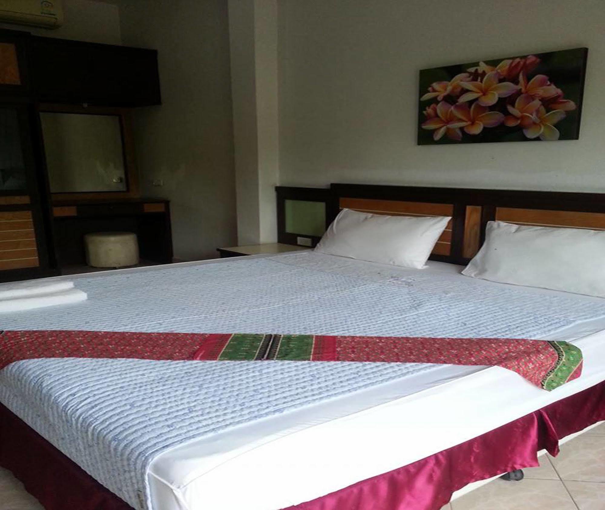 Mm House Hotel Ko Samui Exterior foto